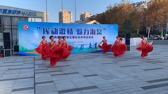 海棠街道第五屆社區(qū)體育運(yùn)動會在廬陽建華文創(chuàng)園圓滿舉行